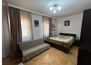 5-room apartment for sale on Agmashenebeli Avenue