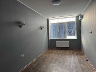 Продаж 1-кімнатна квартира під офіс в ЖК Рівʼєра біля метро Славутич