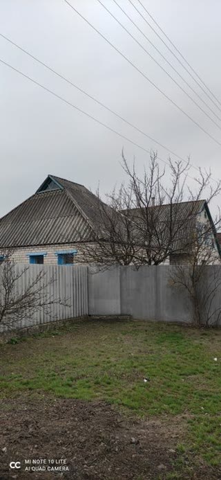 Продам дом район песок