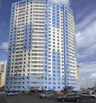 Sale of a 3-room apartment in the Atlant residential complex near Lavina Mall