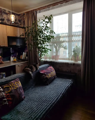 Продам 2х комн квартиру ХТЗ