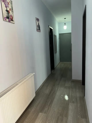 ქირავდება 2 ოთახიანი ბინა საბურთალოზე