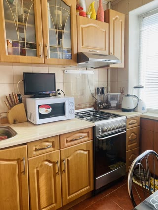 For Sale 2-Room Apartment New Houses
