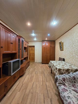 Продам 2-комнатную квартиру Центр, Науки