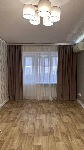 Продам 2к квартиру сел. Жуковського