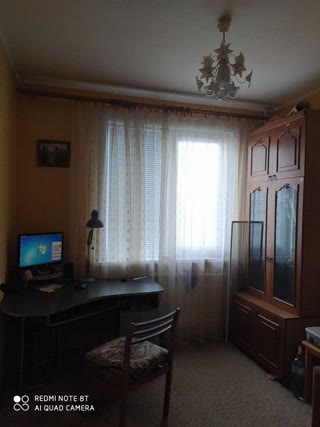 продам 3 кімнатну квартиру в Вовчанську, вулиця Соборна 33(Леніна)