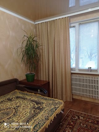 Продам 3к. 69 кв. 1\9, газ, по вул. Амосова
