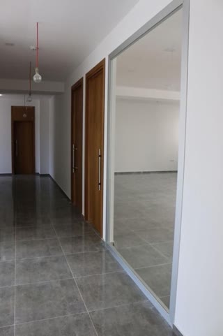 ქირავდება საოფისე ფართი საბურთალოზე