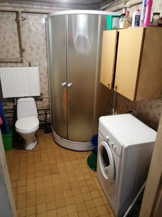Продам Будинок 80 кв м, 7 Кімнат ,Дільниця 25 соток, село Бутівка