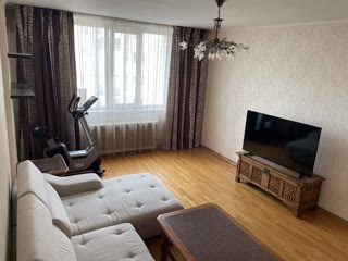 Продається 3 кім. квартира 105 м2 Голосіївський район