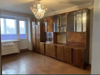 Продам 3х кімнатну квартиру в самому центрі()
