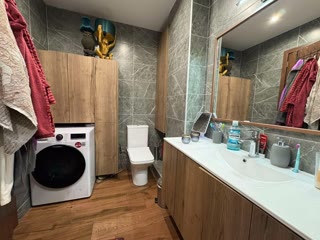Квартира 90 м²