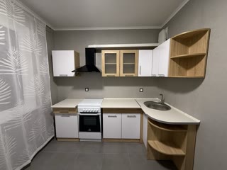 Продаж 1-кімнатної квартири біля метро Теремки та Голосіївського парку