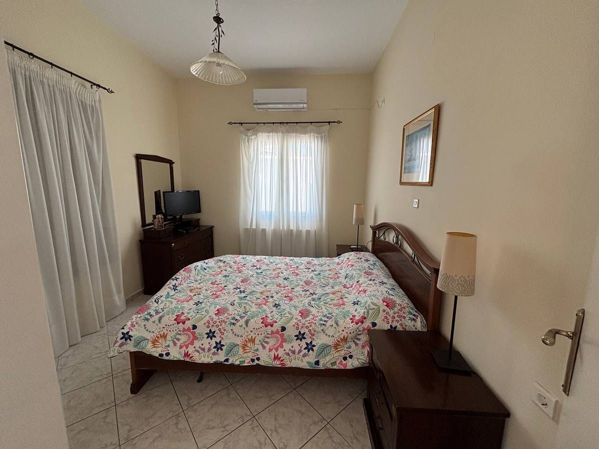100 m² Apartment