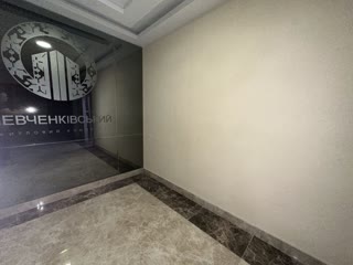 Продаж 3-к в центрі Золоті ворота новий будинок ЖК Шевченківський