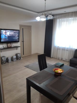 Продам 3 кімнатну квартиру, Нові Будинки