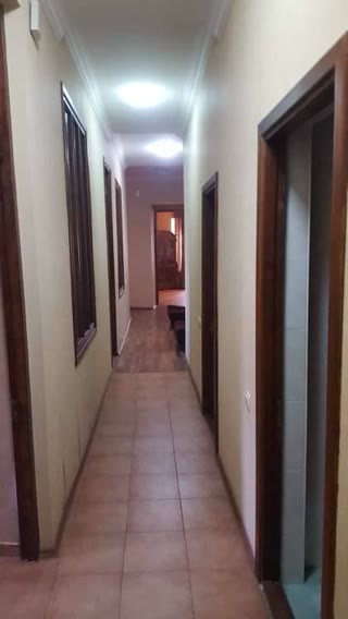 იყიდება 5 ოთახიანი ბინა ჩუღურეთში