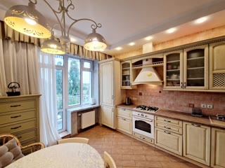 Продам 3к квартиру 118 кв. м, ЖК Консоль (Балакірєва)