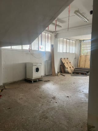 160 m² Apartment
