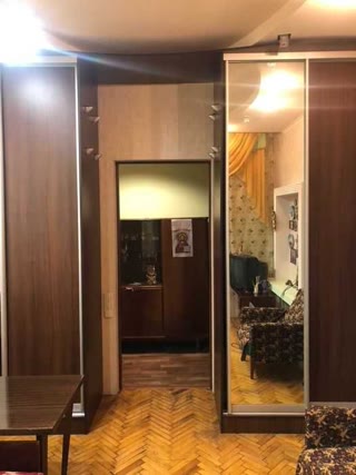 Продам 2-х кімнатну квартиру на ХТЗ