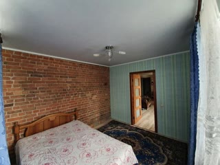 Cozy spacious apartment seeks tenants