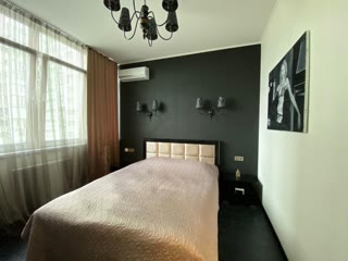 Продаж 2-кімнатної квартири в ЖК Смарагдовий біля метро Вокзальна