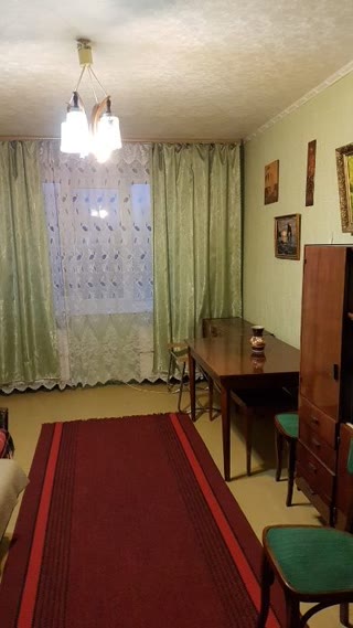 Продам 2хкомнатну квартиру в місті Лозова