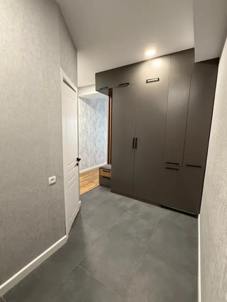Сдается 3-комнатная квартира в Ваке