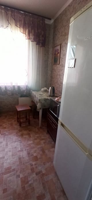 Продається 3-кімнатна квартира, вул. Каштанова, Деснянський р-н
