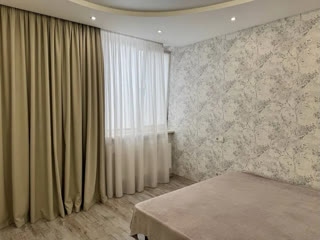 Продається 2-кімнатна квартира, 72 м² в ЖК Венеція