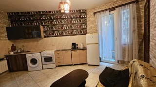 ქირავდება 4 ოთახიანი ბინა საბურთალოზე