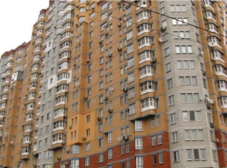 Продаж 3-кімнатної квартири між метро Житомирська та Академмістечко | Цегляний будинок