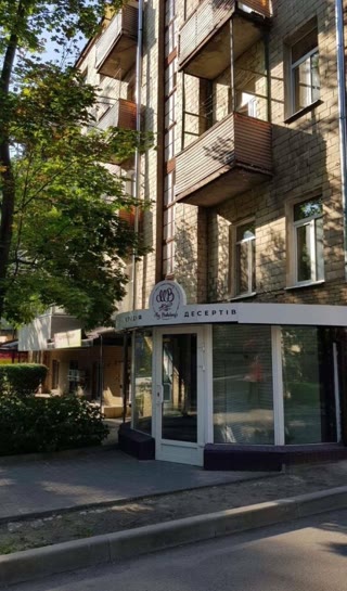 Продам 2х комн квартиру Центр