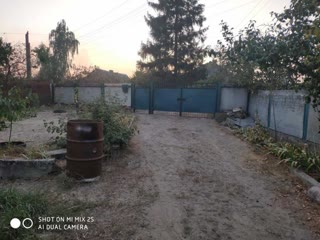 Two houses on one plot in the city of Izium