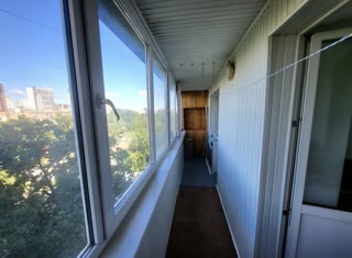 Продаж євро-2 кімнатної квартири біля метро Святошин | Цегляний будинок