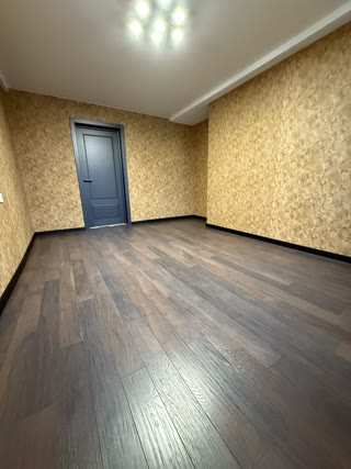 Продаж 3-кімнатної квартири біля метро Дарниця