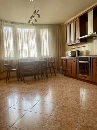Продається 3 кім. квартира 105 м2 Голосіївський район