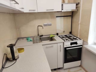 Продаж 2к квартири, Дарницька площа, Харківське шосе
