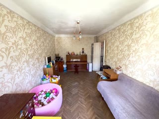 Sale of a 3-room apartment, Dorohozhychi metro, Olena Telihy St