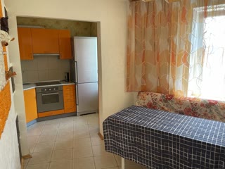 Продам 2к квартиру, вул. Бальзака