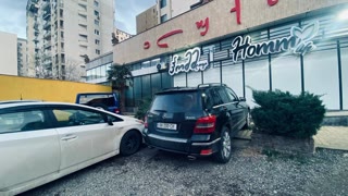 იყიდება კომერციული ფართი