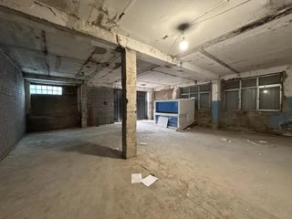 Warehouse commercial space for rent in Varketili