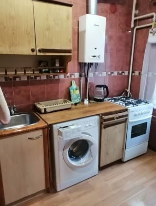 Продам 2 ком. квартиру ул. Тобольська , м. Ботанічний Сад,  Павлово Поле