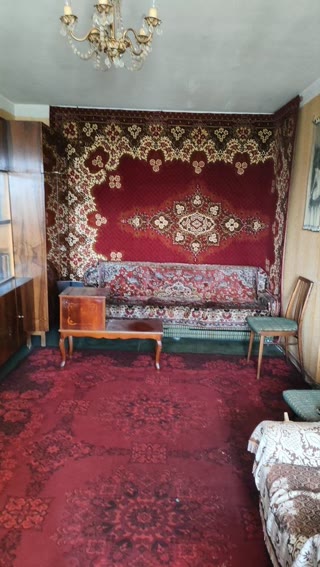 Продається 2-кімнатна квартира, вул. Йорданська, Оболонська площа