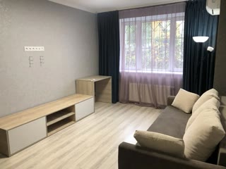 Продаж 1-кімнатної квартири біля метро Академмістечко