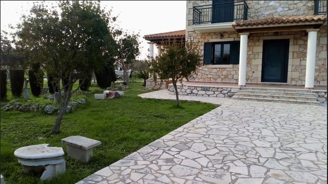 Μονοκατοικία 193τ.μ.
