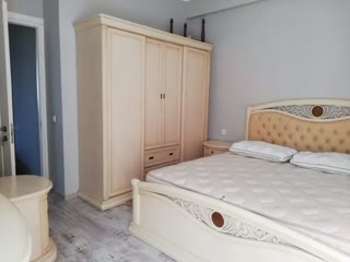 იყიდება 3 ოთახიანი ბინა საბურთალოზე
