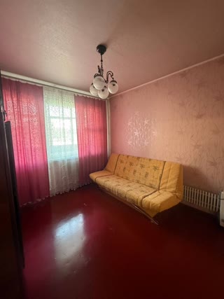 Продам 3-х кімнатну квартиру район Аеропорту