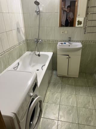 Продається 1к квартира у Святошинському районі, Академмістечко