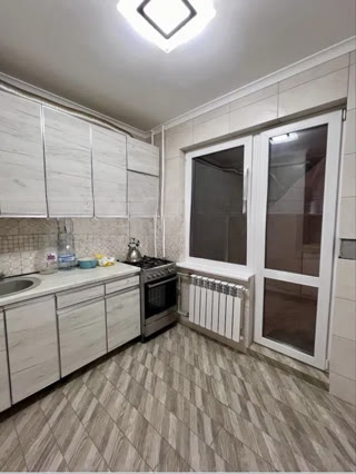 Продам 2к квартиру пр-т Перемоги